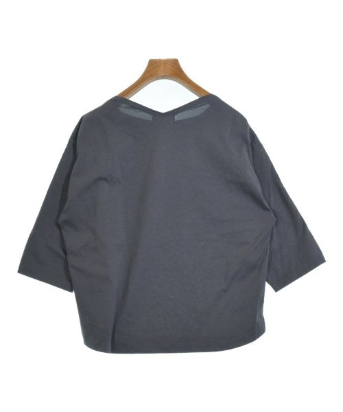 HUMAN WOMAN เสื้อยืด/เสื้อท็อปส์