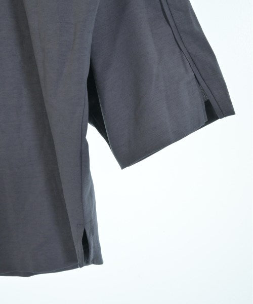 HUMAN WOMAN เสื้อยืด/เสื้อท็อปส์