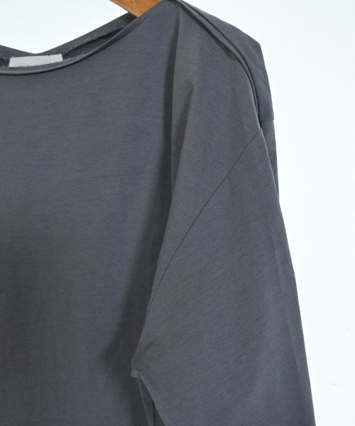 HUMAN WOMAN เสื้อยืด/เสื้อท็อปส์