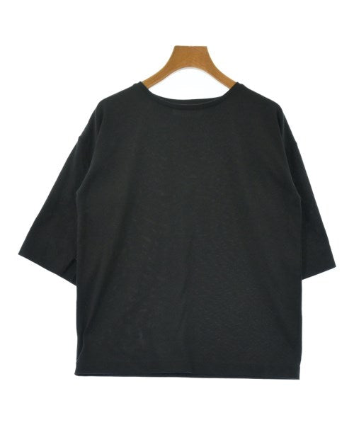 Feerique เสื้อยืด/เสื้อท็อปส์