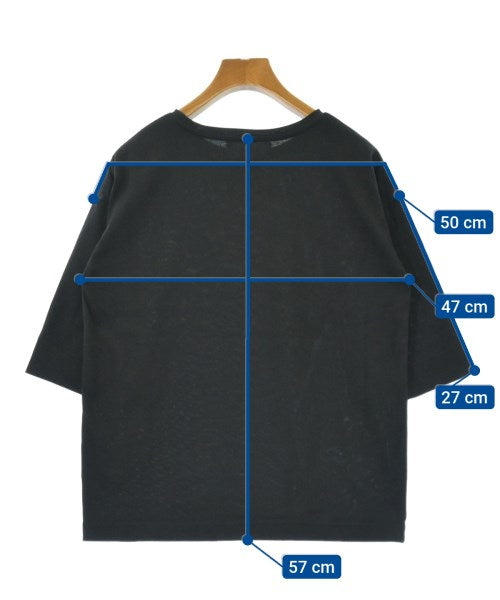 Feerique เสื้อยืด/เสื้อท็อปส์