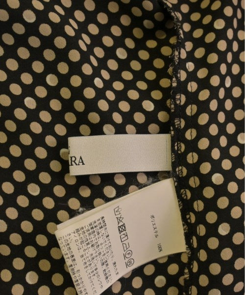Tiara เสื้อสตรี