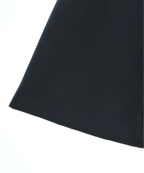 Paul Smith กระโปรงยาวถึงเข่า