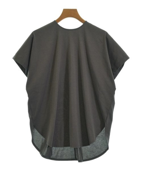 SACRA เสื้อยืด/เสื้อท็อปส์