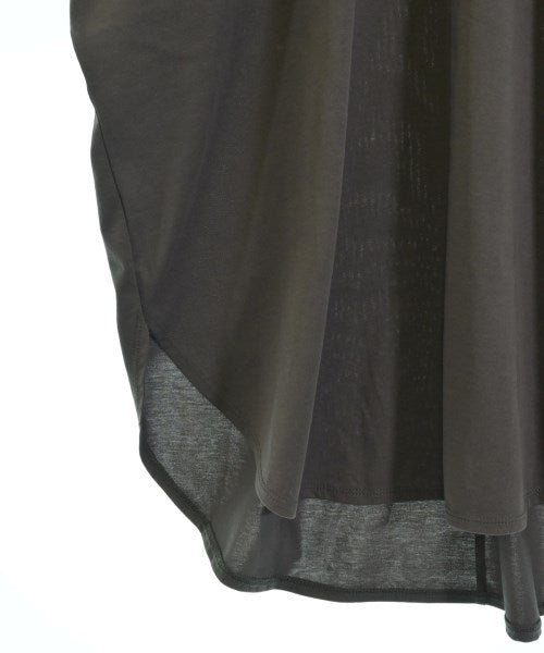 SACRA เสื้อยืด/เสื้อท็อปส์