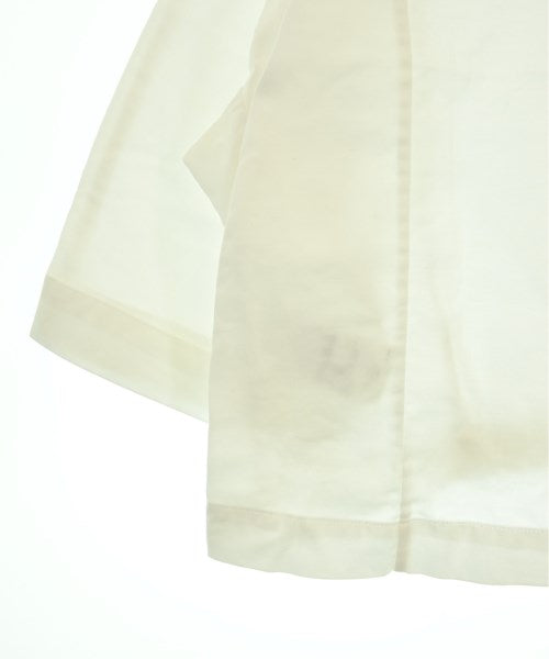 SACRA เสื้อสตรี