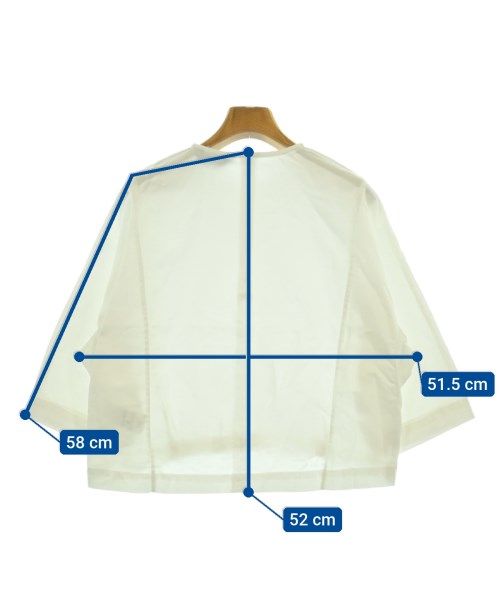 SACRA เสื้อสตรี