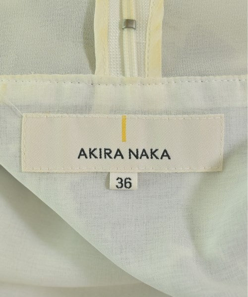 AKIRA NAKA เสื้อสตรี