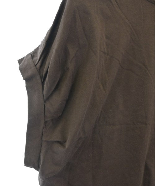 SACRA เสื้อยืด/เสื้อท็อปส์