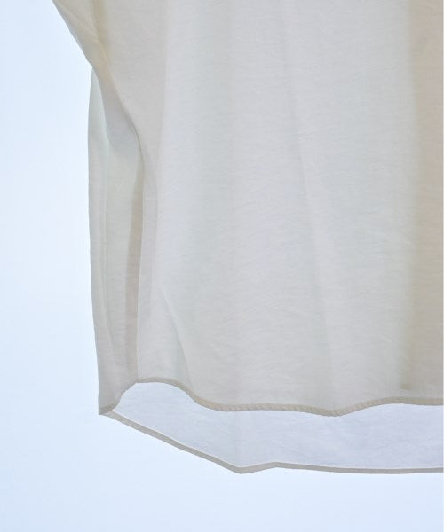 UNTITLED เสื้อลำลอง