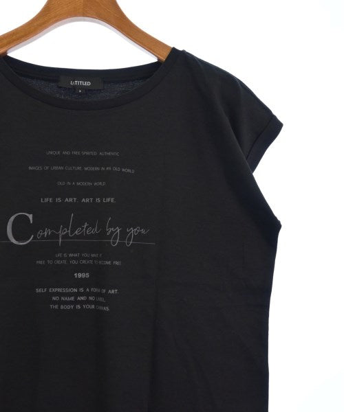 UNTITLED เสื้อยืด/เสื้อท็อปส์