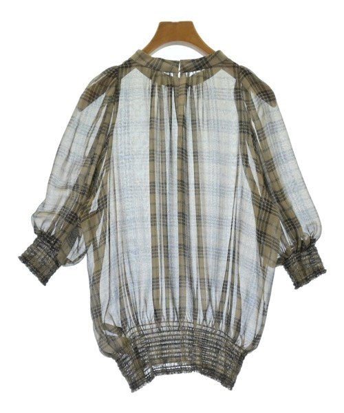Tiara เสื้อสตรี