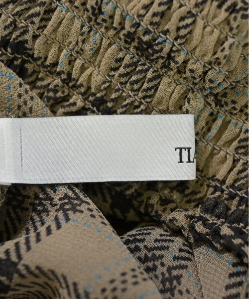 Tiara เสื้อสตรี
