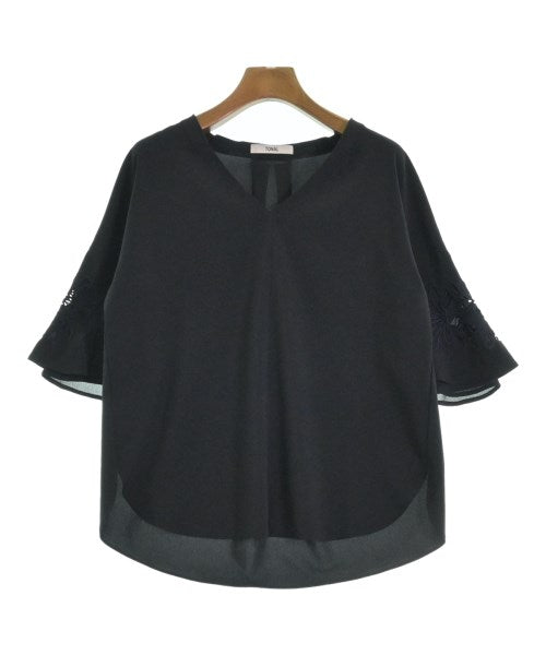TONAL เสื้อสตรี