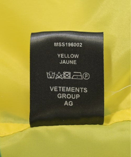 VETEMENTS เสื้อลำลอง