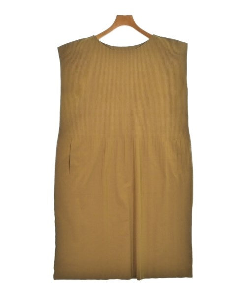 me ISSEY MIYAKE ชุดเดรส