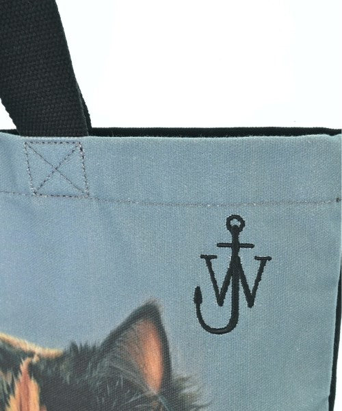 JW Anderson กระเป๋าถือขนาดใหญ่