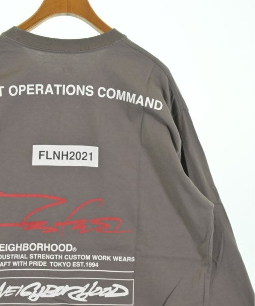 NEIGHBOR HOOD เสื้อยืด/เสื้อท็อปส์