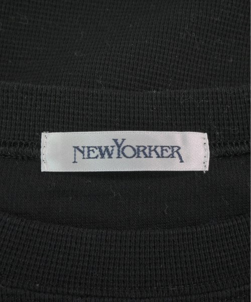 NEWYORKER เสื้อยืด/เสื้อท็อปส์