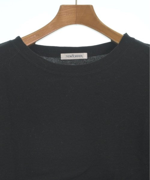 NEWYORKER เสื้อยืด/เสื้อท็อปส์