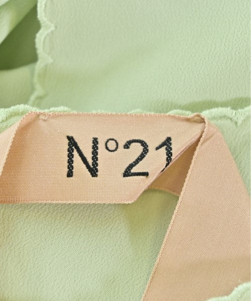 Nﾟ 21 เสื้อสตรี