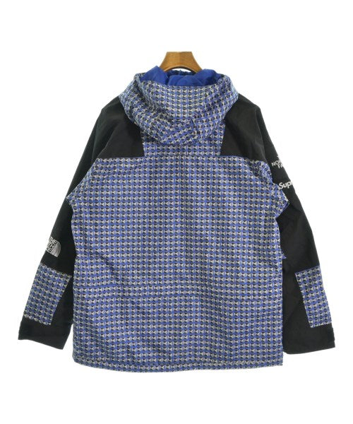 Supreme เสื้อพาร์กาภูเขา