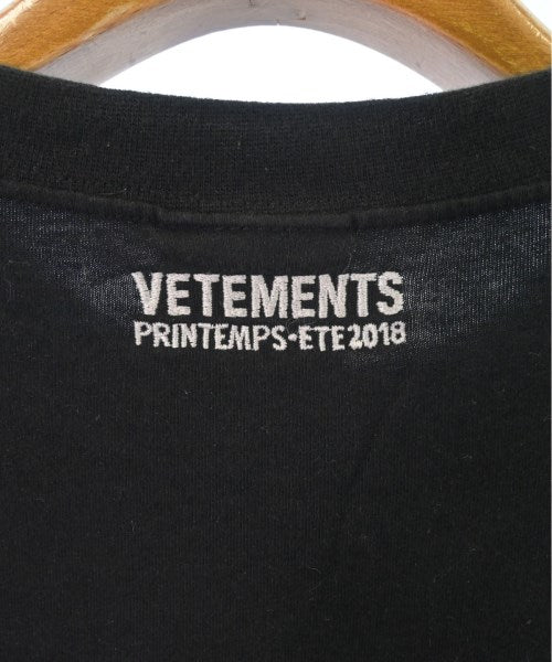 VETEMENTS เสื้อยืด/เสื้อท็อปส์