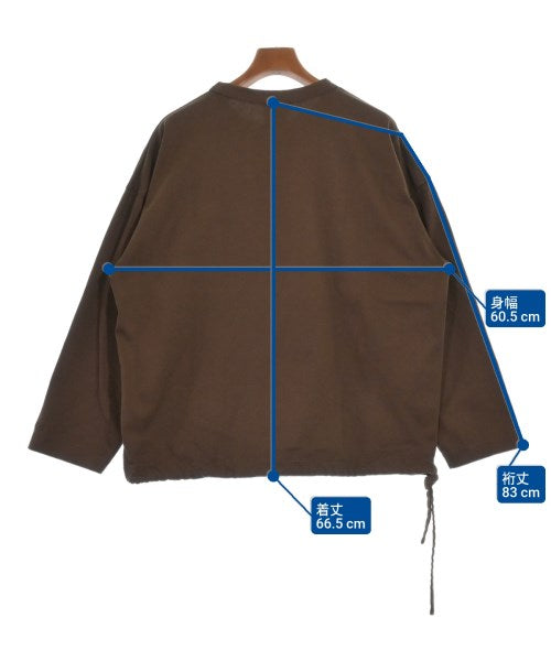 I เสื้อยืด/เสื้อท็อปส์