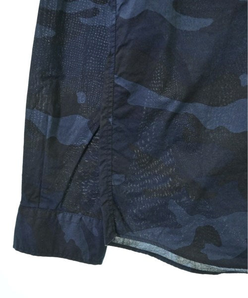 SOPHNET. เสื้อลำลอง