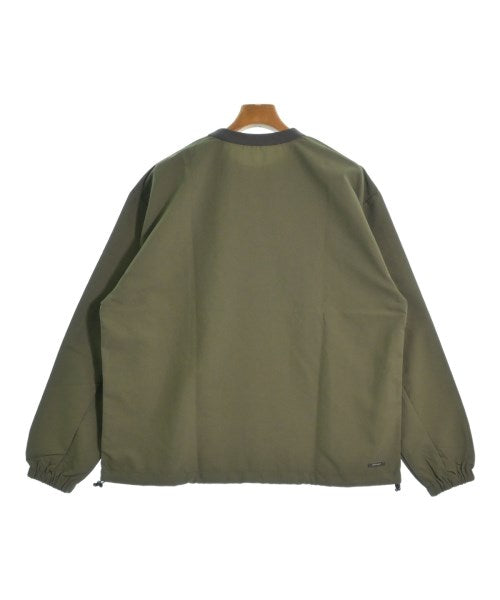 SOPHNET. เสื้อยืด/เสื้อท็อปส์