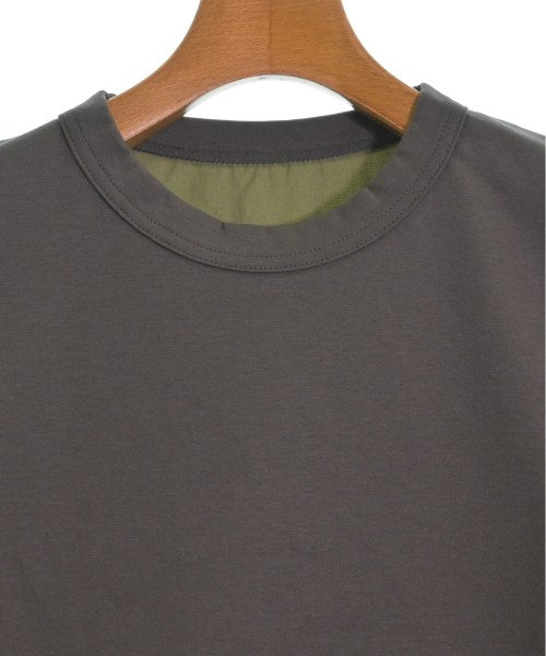 SOPHNET. เสื้อยืด/เสื้อท็อปส์