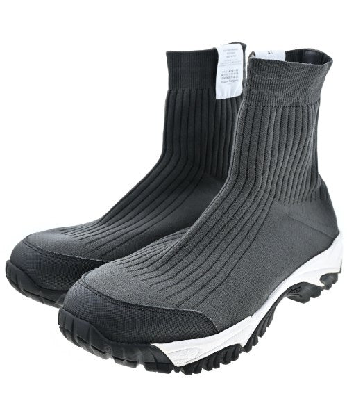 Maison Margiela รองเท้าผ้าใบ