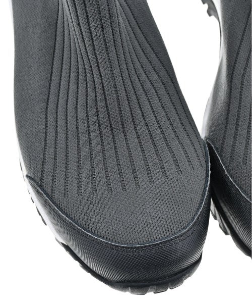 Maison Margiela รองเท้าผ้าใบ