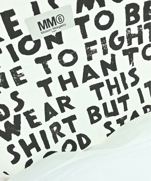 MM6 กระเป๋าถือ
