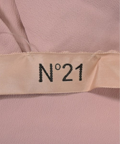 Nﾟ 21 เสื้อสตรี