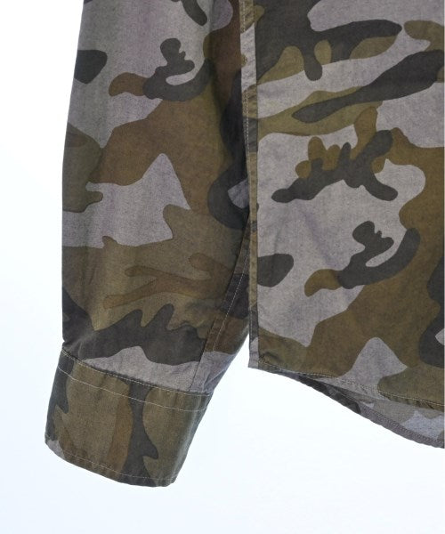 SOPHNET. เสื้อลำลอง