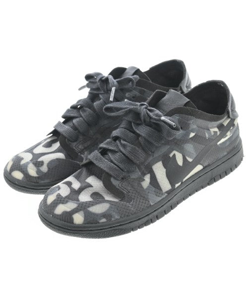 COMME des GARCONS รองเท้าผ้าใบ