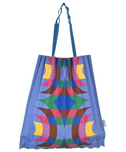 me ISSEY MIYAKE กระเป๋าถือขนาดใหญ่