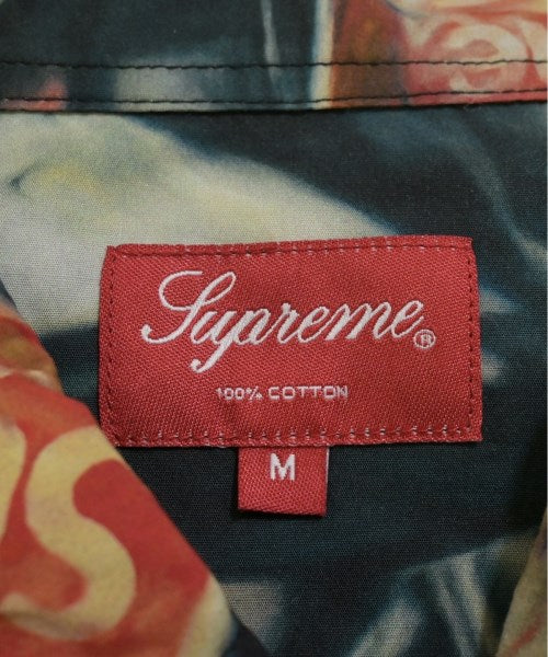 Supreme เสื้อลำลอง