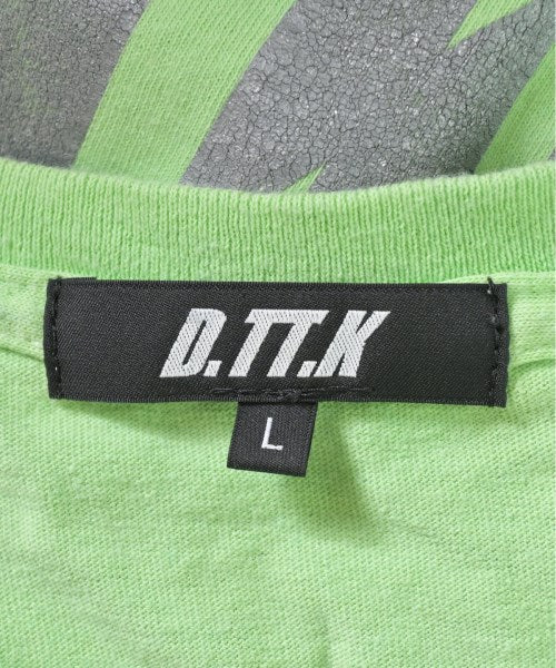 D.TT.K เสื้อยืด/เสื้อท็อปส์