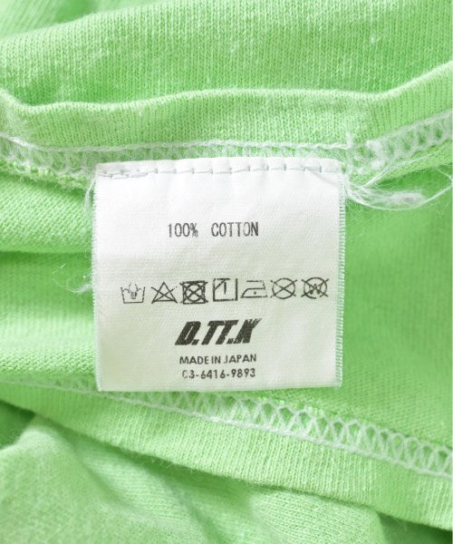 D.TT.K เสื้อยืด/เสื้อท็อปส์