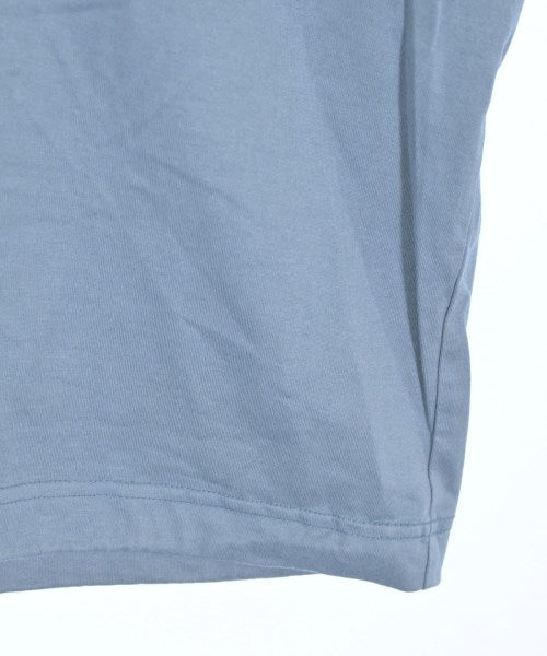 is-ness เสื้อยืด/เสื้อท็อปส์