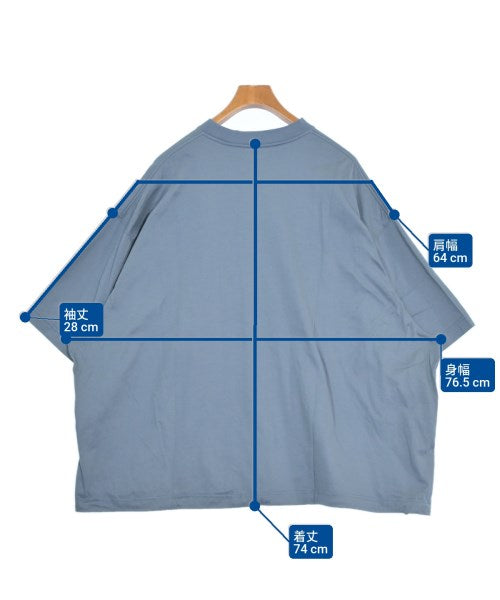 is-ness เสื้อยืด/เสื้อท็อปส์