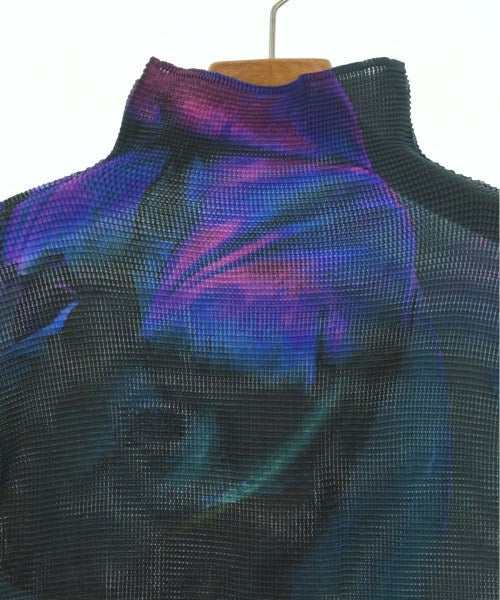 me ISSEY MIYAKE เสื้อลำลอง