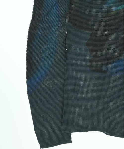 me ISSEY MIYAKE เสื้อลำลอง