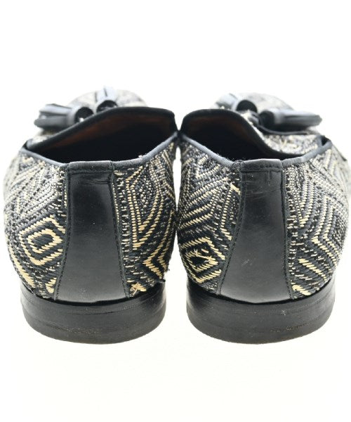 Christian Louboutin รองเท้าสวมทางการ