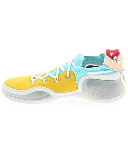 Christian Louboutin รองเท้าผ้าใบ