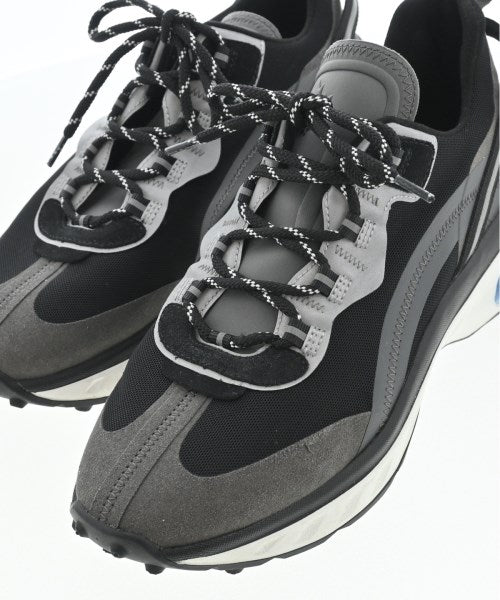 DSQUARED รองเท้าผ้าใบ