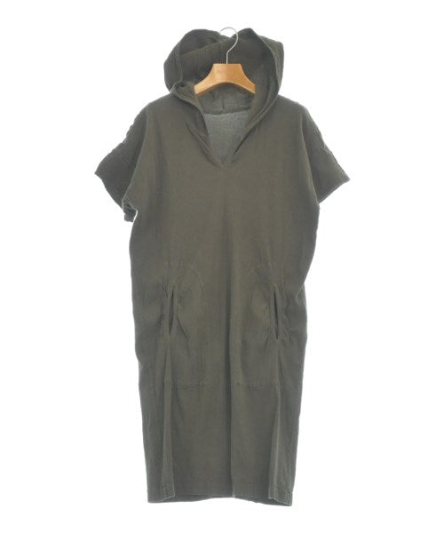me ISSEY MIYAKE ชุดเดรส