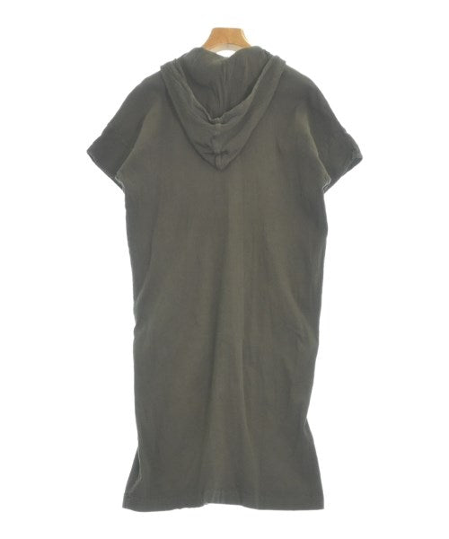 me ISSEY MIYAKE ชุดเดรส